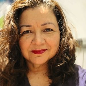 Meet your Posher, Leanne